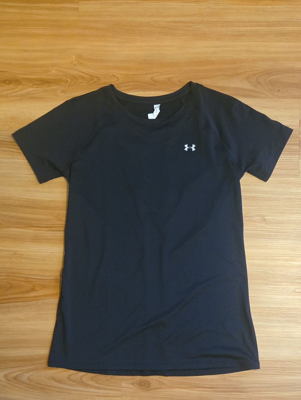 Under Armour Women's Black Crew Neck Short Sleeve Tee